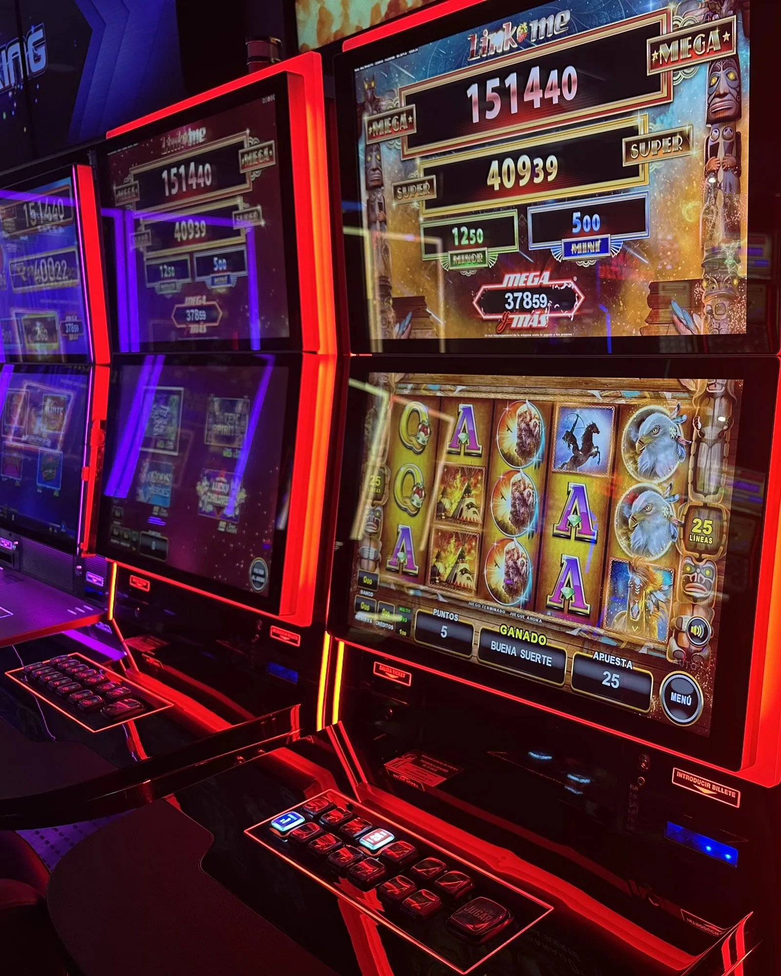 Ruleta electrónica en el Salón de Juego Usera, salón de juego en el distrito de Usera de Madrid